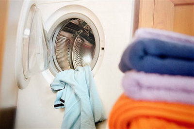 福田保隆洗涤设备与我公司签订网站建设合作协议，助力洗涤用品品牌数字化升级